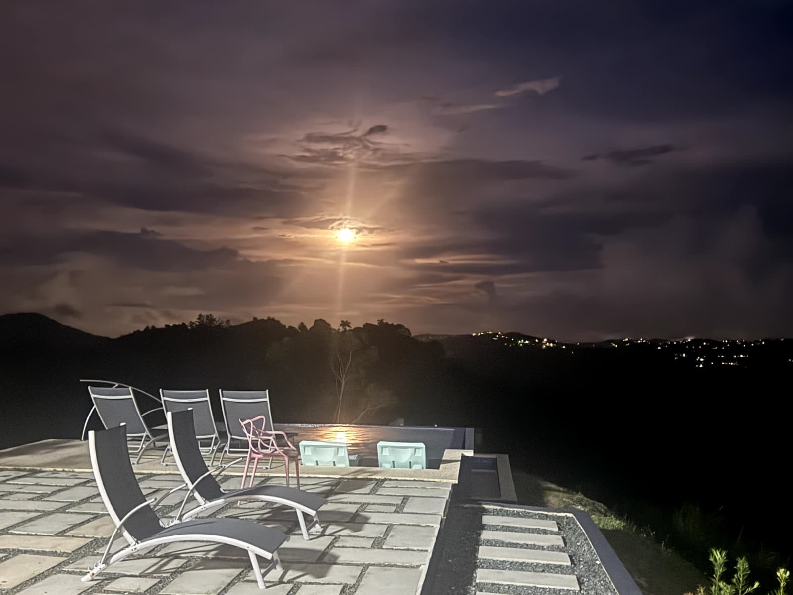 Hacienda JM's - Special Moments